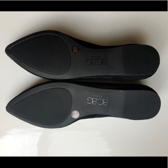 BCBG Black Vegan Suede Flats NIB - Picture 5 of 6